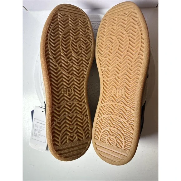 East Pacific Trade Black Santos Black Gum New 12M 45EU (AA) - Picture 12 of 16